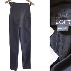 LOFT Maternity Cropped Black Dress Pants 00M